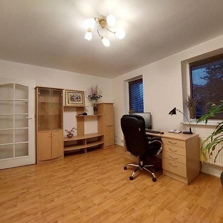 Family House Apartments Вільнюс Екстер'єр фото