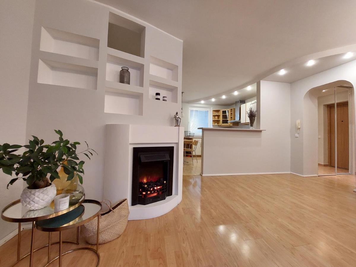 Family House Apartments Вільнюс Екстер'єр фото
